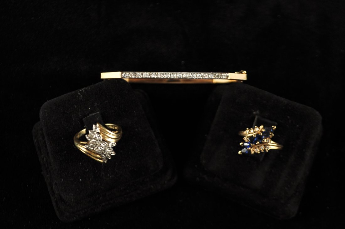 GOLD JEWELRY GROUPING (1 of 9)