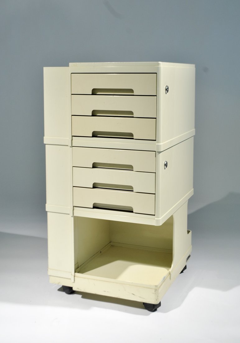 JOE COLOMBO STYLE CADDY (1 of 5)