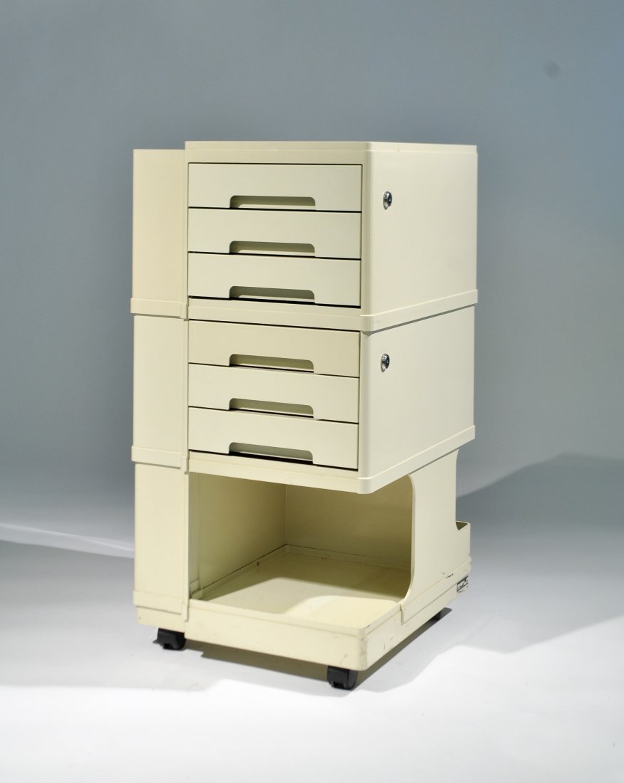 JOE COLOMBO STYLE CADDY (1 of 6)