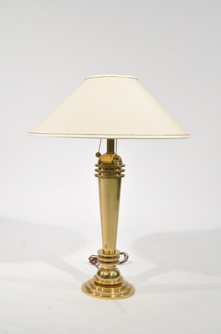 MID-CENTURY BRASS TABLE LAMP (1 of 9)