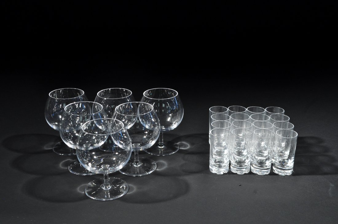 GROUPING OF DAUM FRANCE GLASSES: Marked to bottom Daum France Dimensions: H 5" x W 3.5 Diameter larger Condition: good