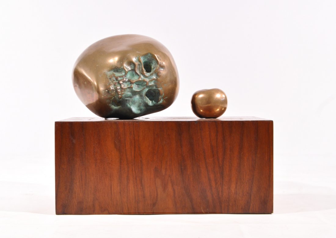 SKULL AND APPLE BRONZE SCULPTURE (1 of 8)