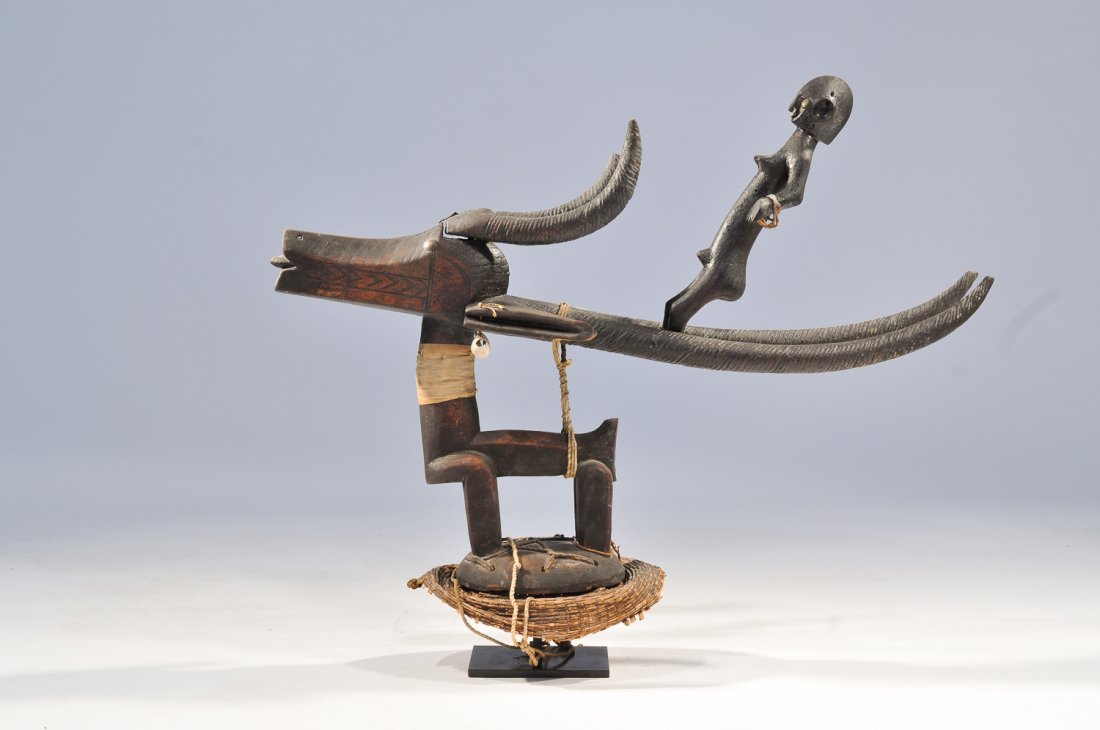 A BAMBARA ANTELOPE HEADDRESS (1 of 10)