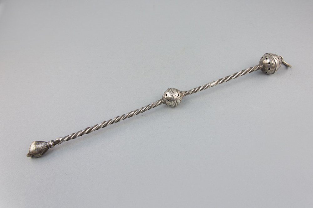 POLISH SILVER TORAH POINTER (1 of 4)