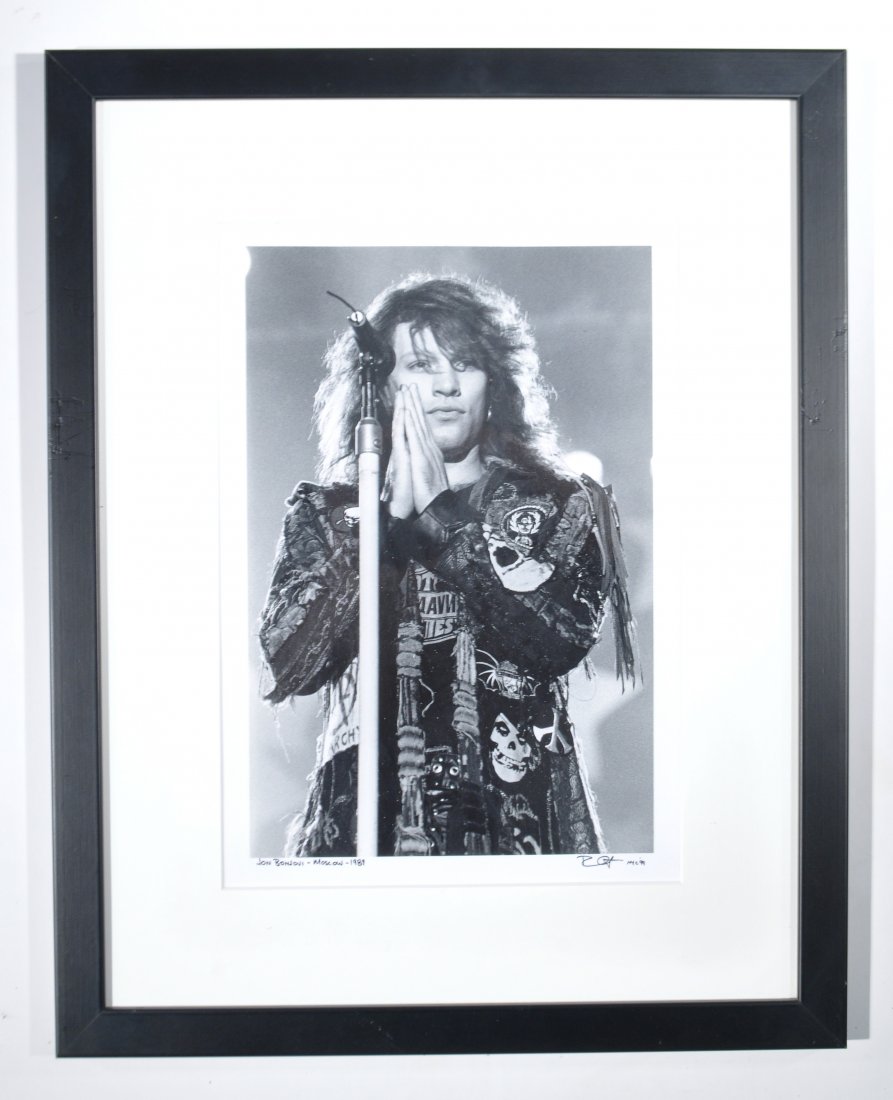 BOB GRUEN (AMERICAN 1945 -) (1 of 7)