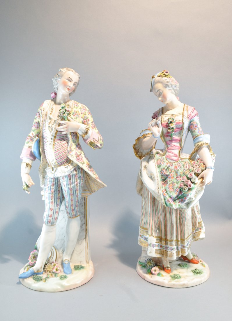 PAIR OF PORCELAIN FIGURES (1 of 10)