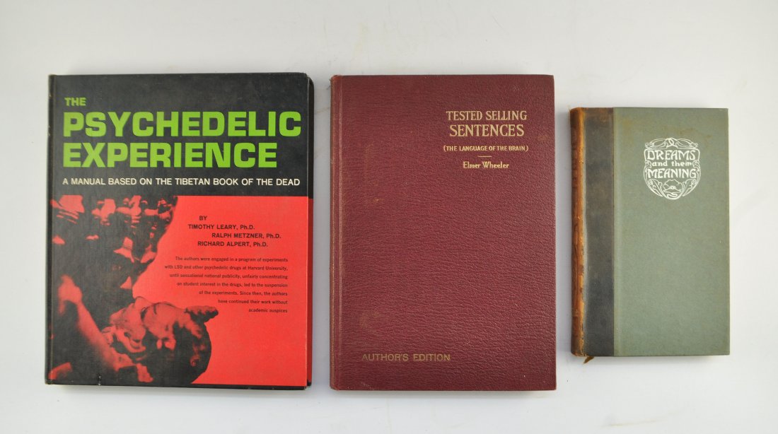 GROUPING OF PSYCHOLOGY BOOKS (1 of 8)