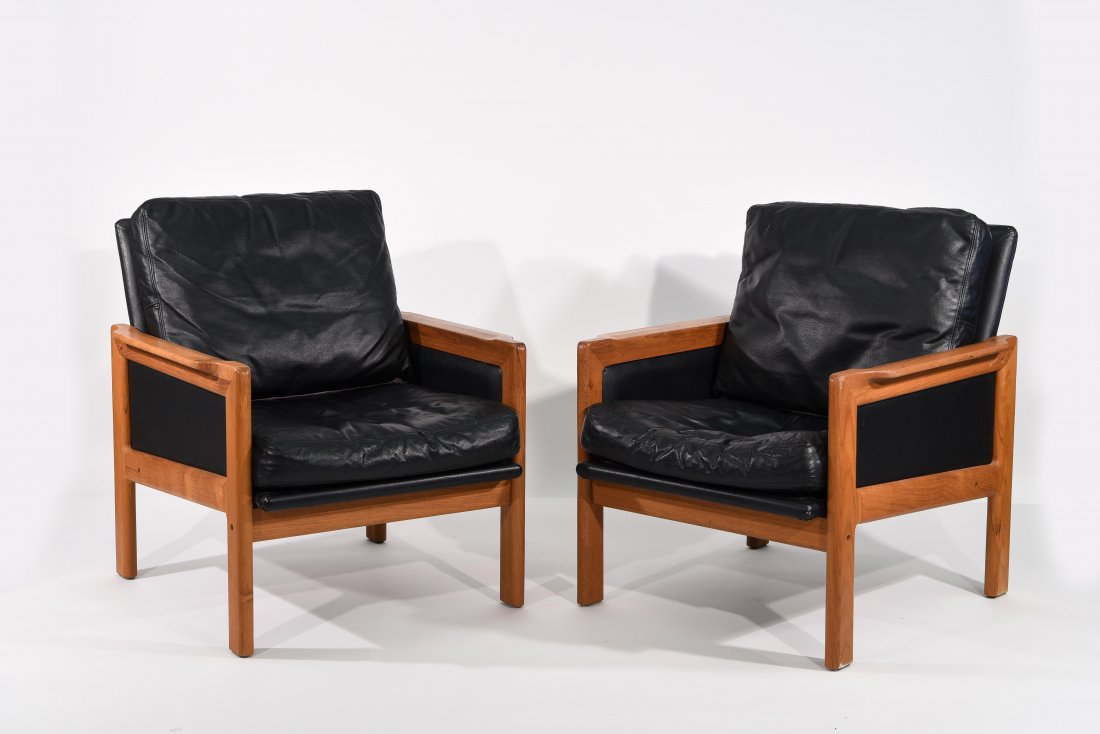 PAIR OF DANISH LOUNGE CHAIRS (1 of 10)