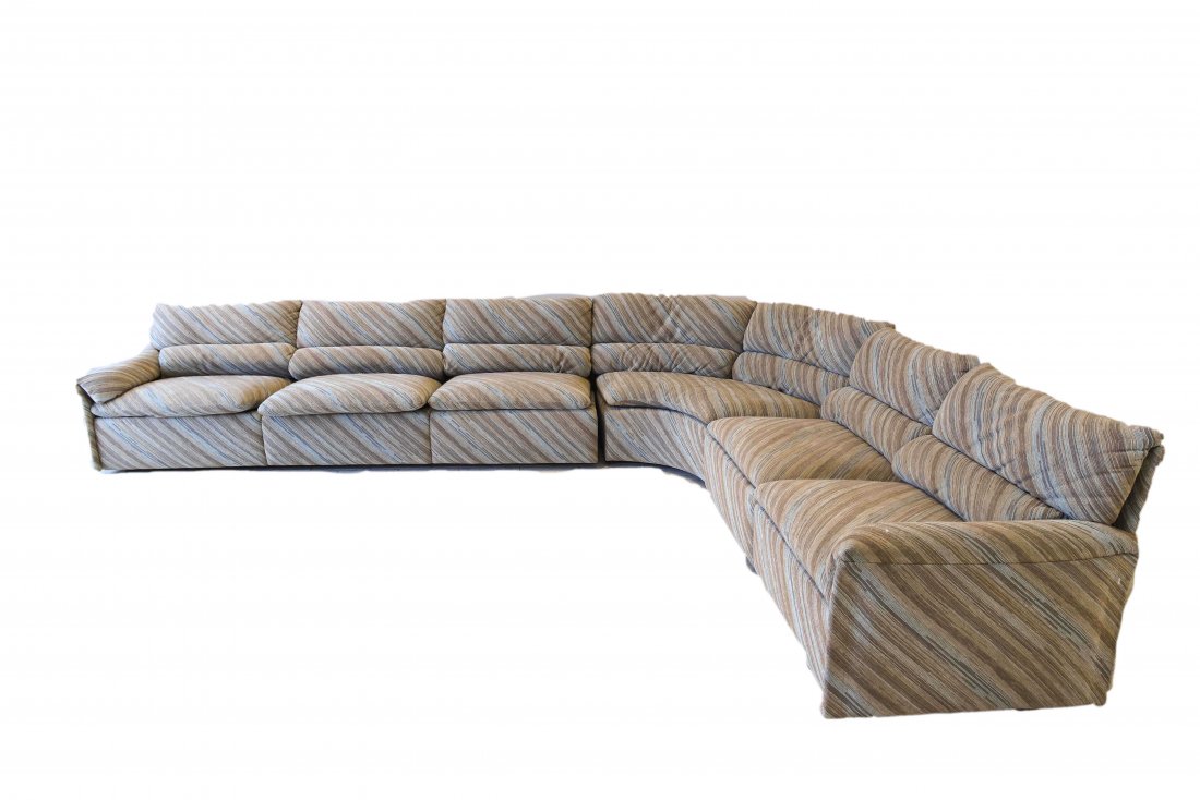 SAPORITI SECTIONAL SOFA: Saporiti sectional, label to bottom, ItalyDimensions: H 30" x W 212" x D 30"; seat height 16"Condition: good, plush, post-modern fabric