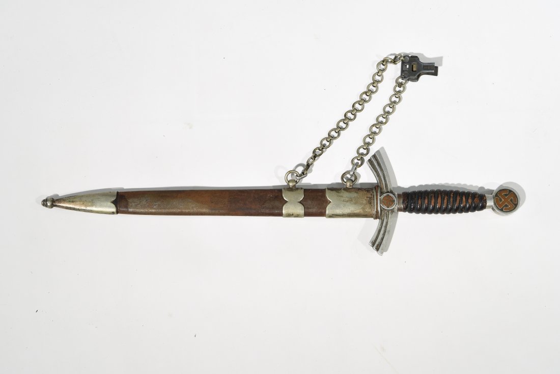 WWII GERMAN LUFTWAFFE 1ST MODEL DAGGER (1 of 9)