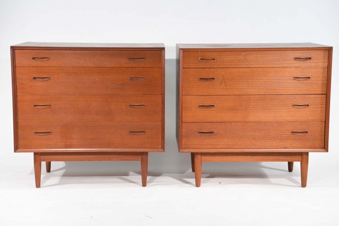 PAIR OF MID-CENTURY DANISH 4-DRAWER CHESTS (1 of 8)