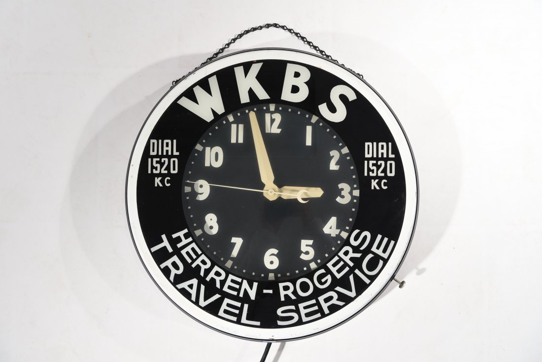 WKBS ENAMELED TRADE CLOCK (1 of 10)