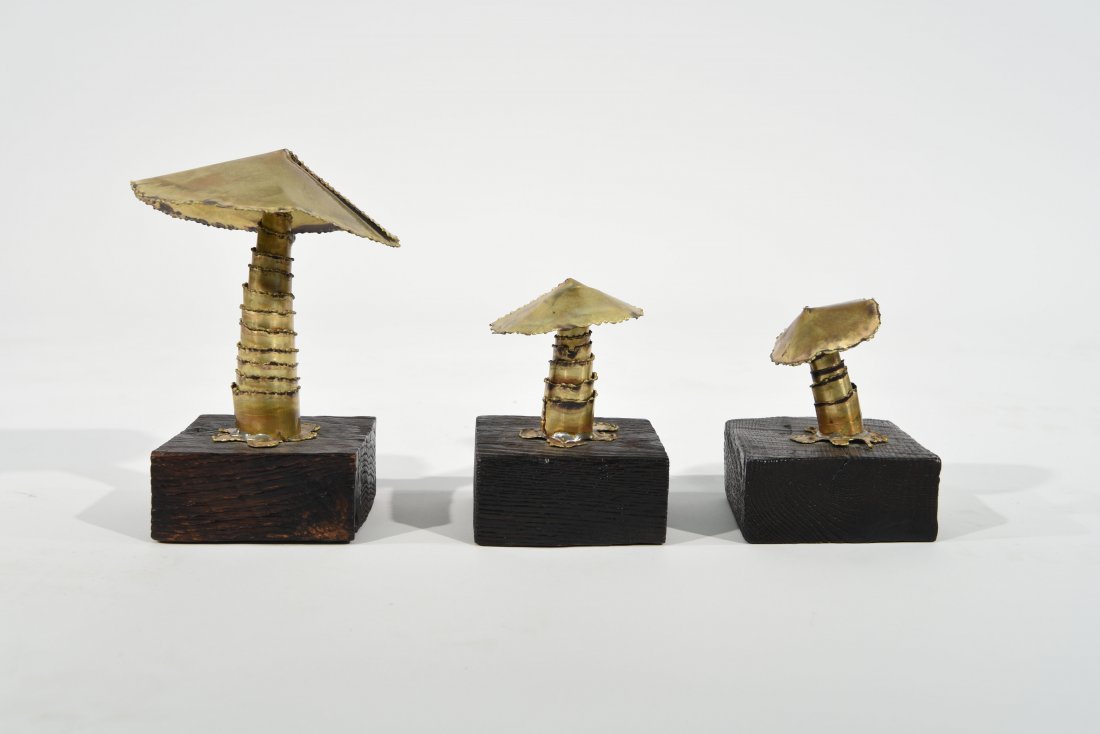 CURTIS JERE MID-CENTURY MUSHROOM GROUP: Unsigned, patinated copper on wood base Dimensions: H 8" x W 4" x D 4" largest Condition: good