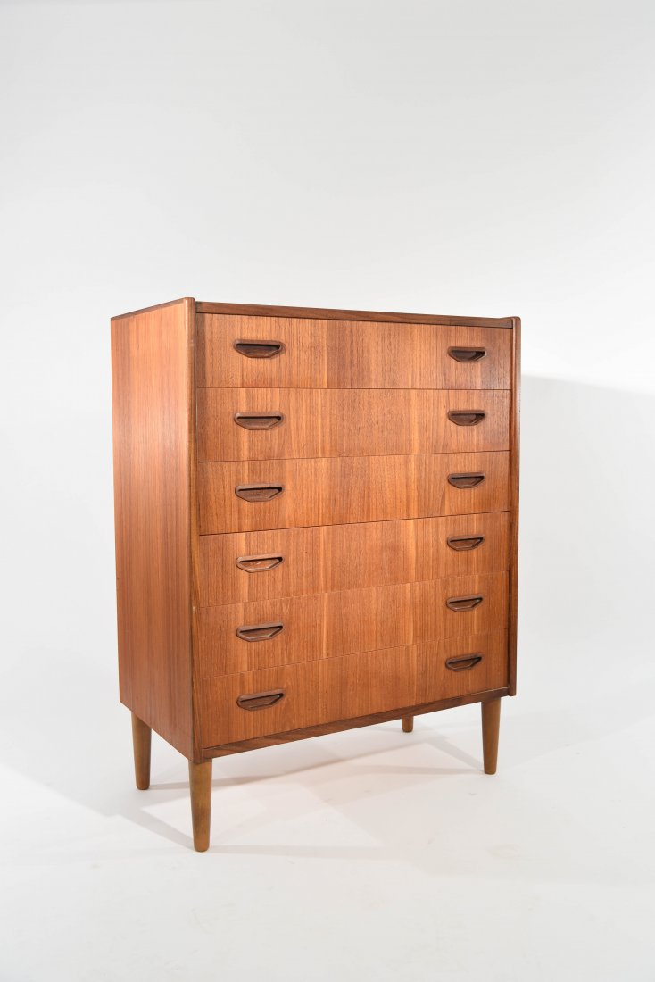 DANISH TEAK CHEST OF DRAWERS (1 of 10)