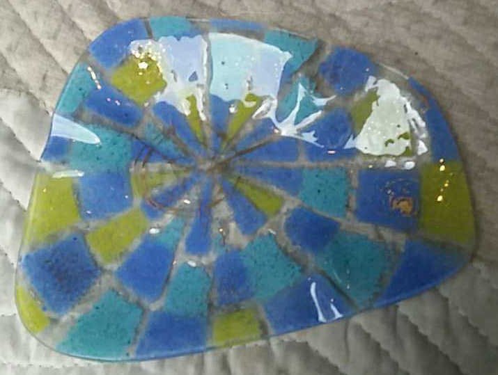 HIGGINS BLUE GLASS PLATE (1 of 1)