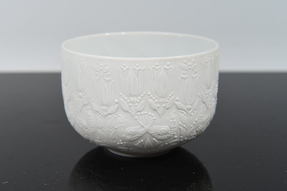 BJORN WIINBLAD; ROSENTHAL BOWL: Dimensions: H 3" x dia 4"