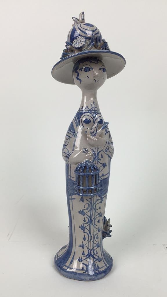 BJORN WINBLAD SPRING FIGURE (1 of 6)