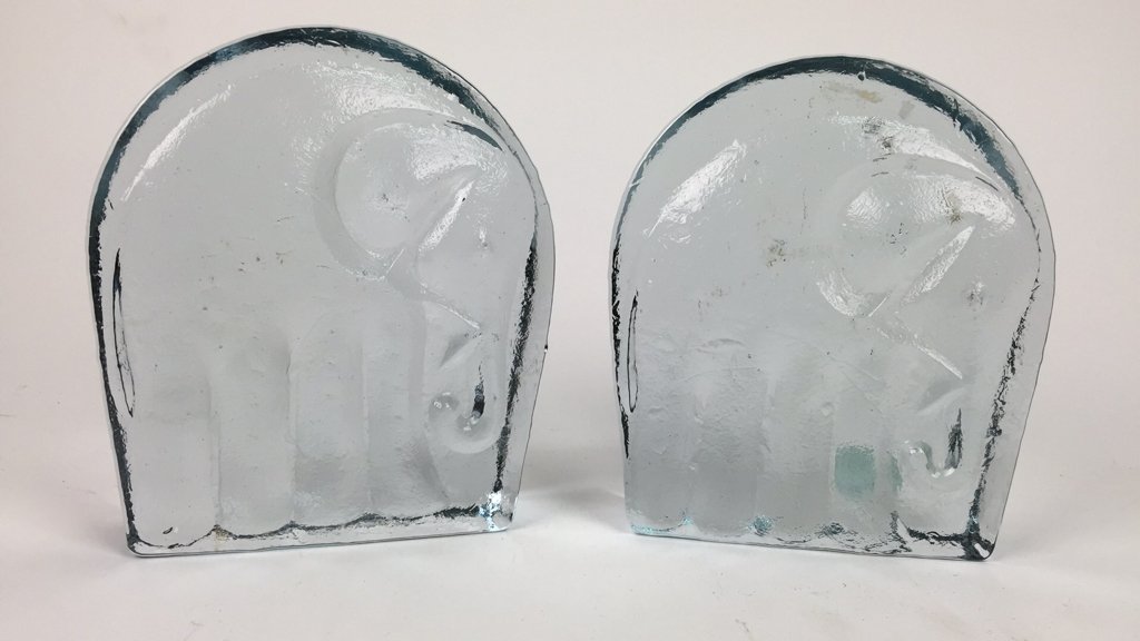 BLENKO GLASS ELEPHANT BOOKENDS (1 of 4)