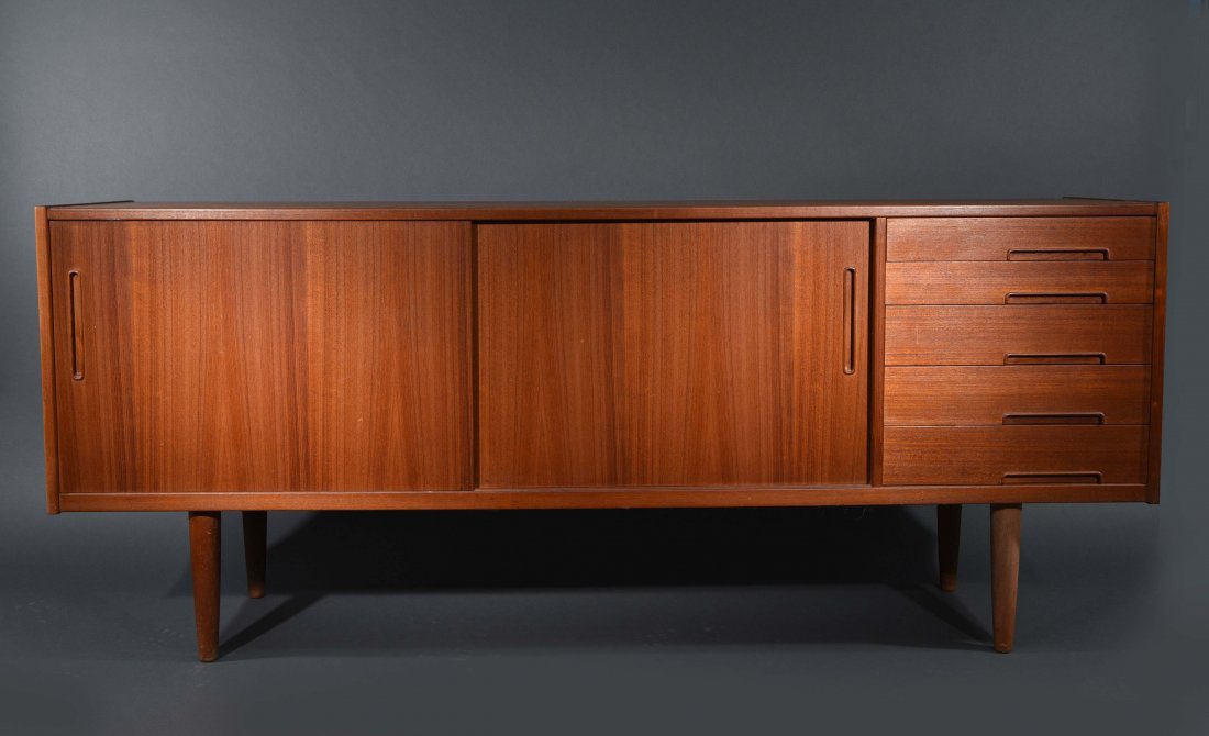 NILS JONSSON TROEDS "TRENTO" TEAK SIDEBOARD (1 of 10)