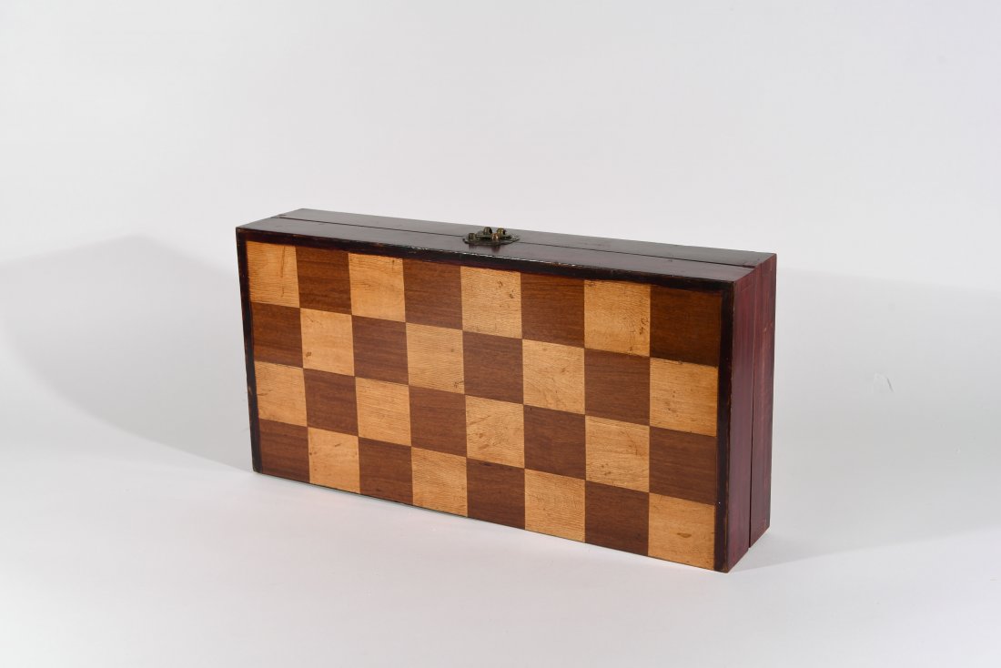 CHINESE CHESS SET BOX (1 of 9)