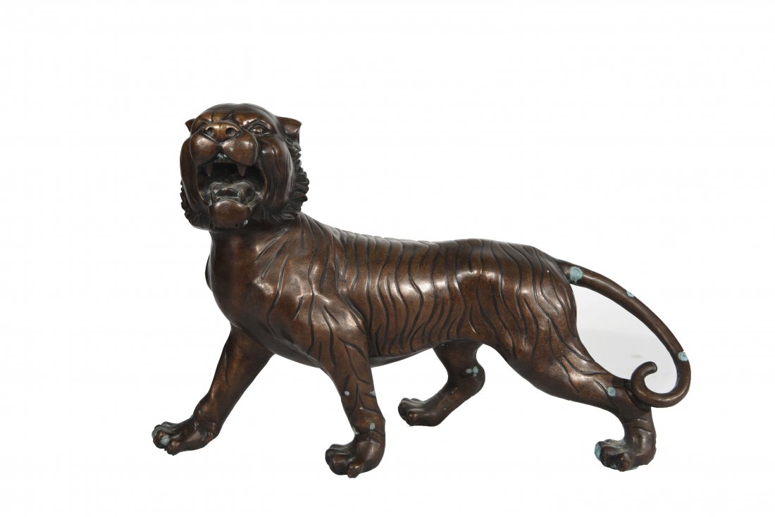 CHINESE BRONZE TIGER SCULPTURE (1 of 10)
