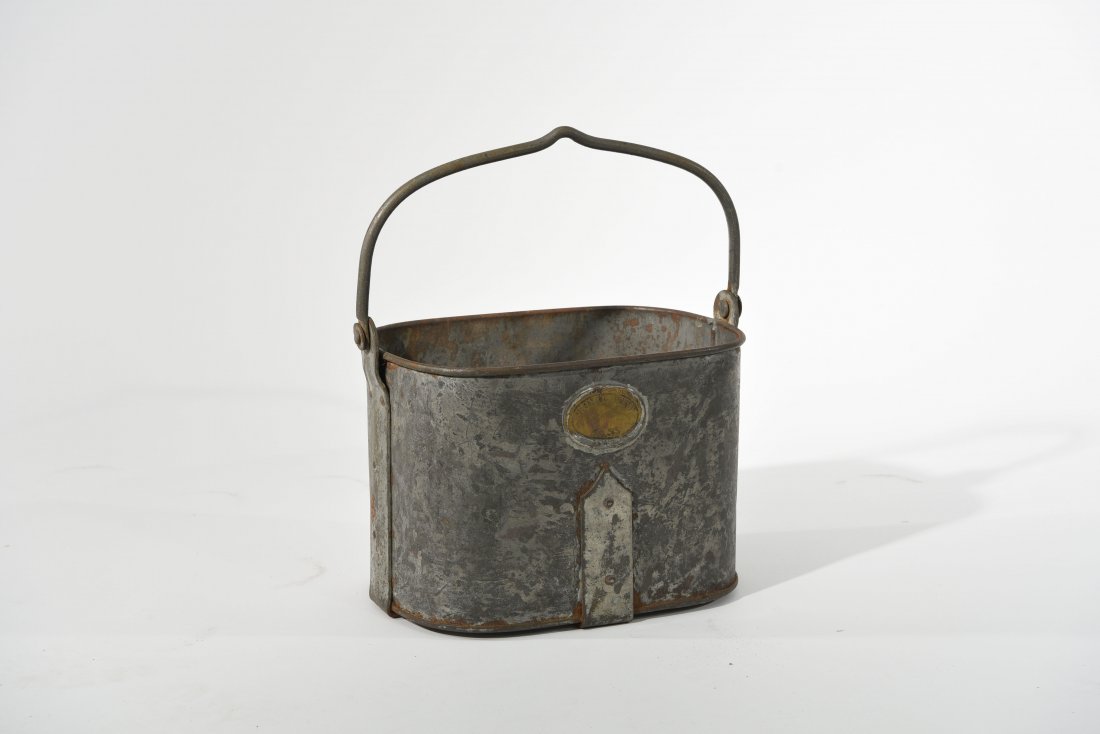 ROYAL NAVY MESS BUCKET (1 of 7)