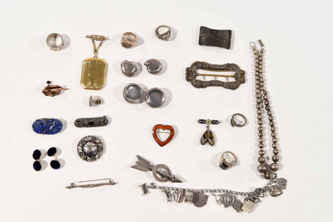SILVER JEWELRY GROUPING (1 of 7)