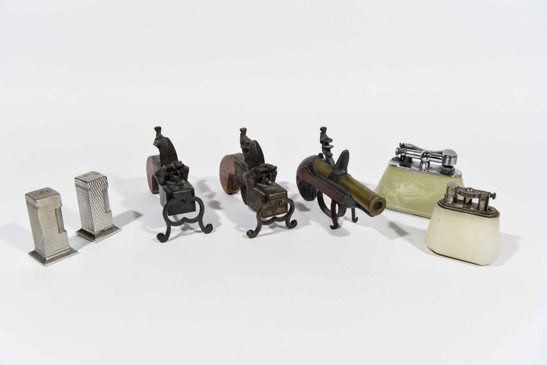 VINTAGE DUNHILL CIGARETTE LIGHTERS (1 of 10)