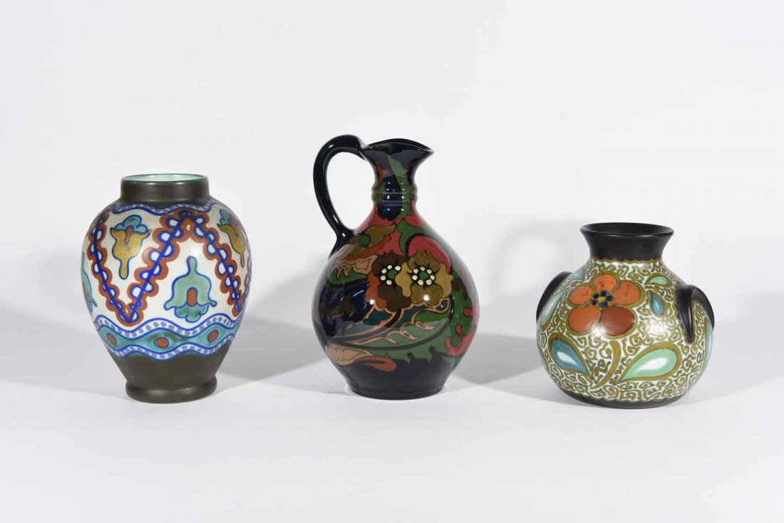 GOUDA POTTERY GROUPING (1 of 10)