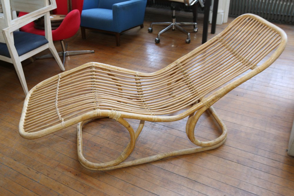 Rattan chaise lounge: Dimensions: H 22" x W 60" x D 18"