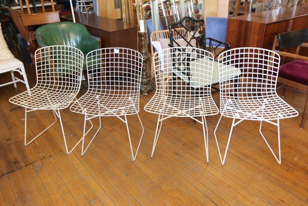 (4) Knoll Bertoia chairs (1 of 5)