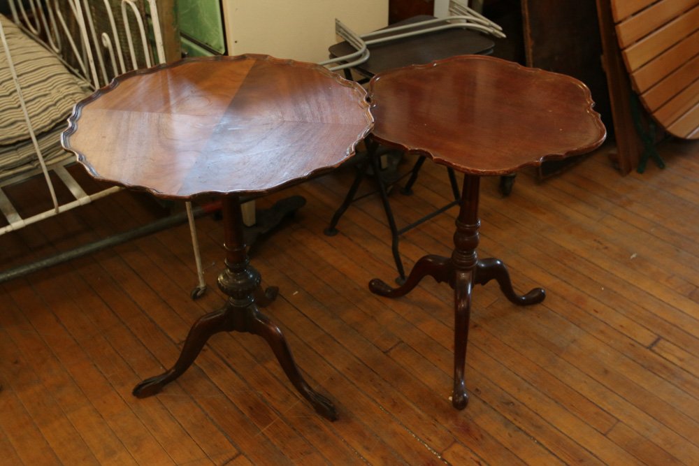 Two pie crust edge tea tables one tilt top vintage (1 of 5)