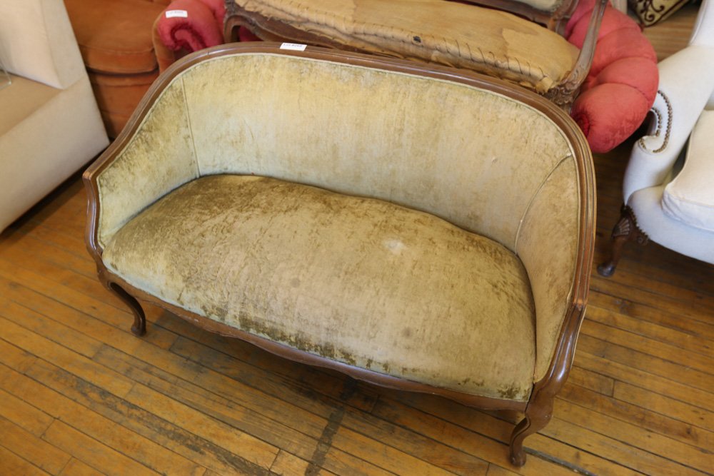 French style settee (1 of 5)