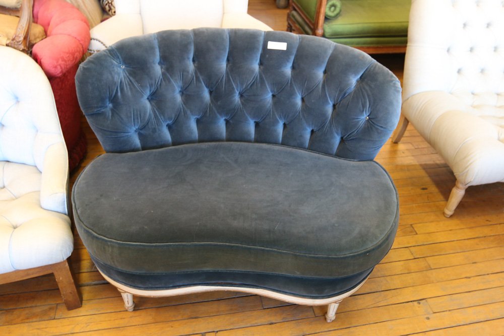 Tufted slipper settee: Tufted slipper setteeDimensions: H 31" x 45" x 31"