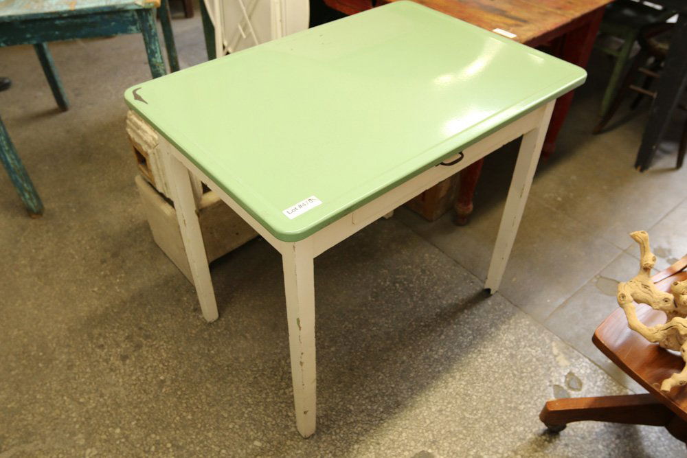 Green enamel top table. (1 of 3)
