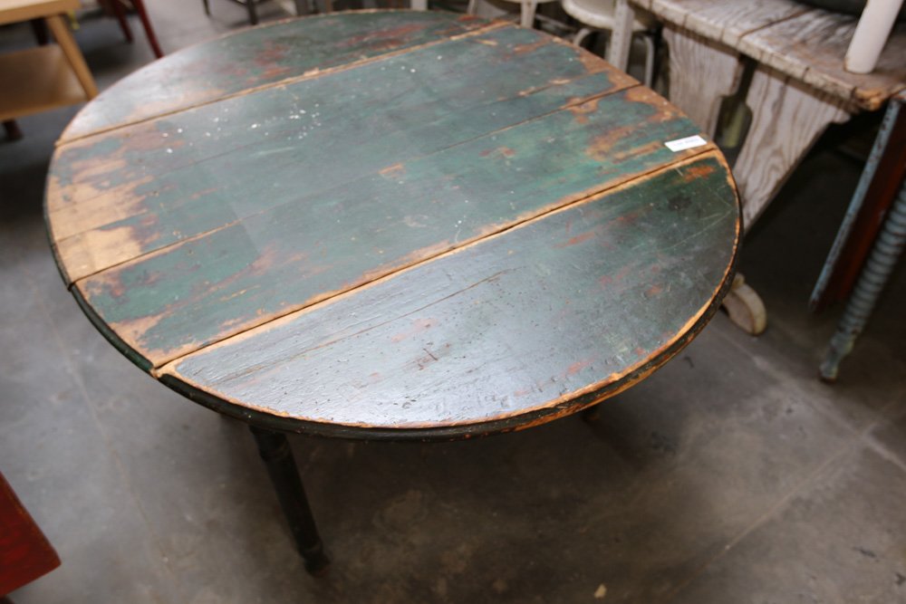 Small round green paint drop leaf table. (1 of 10)