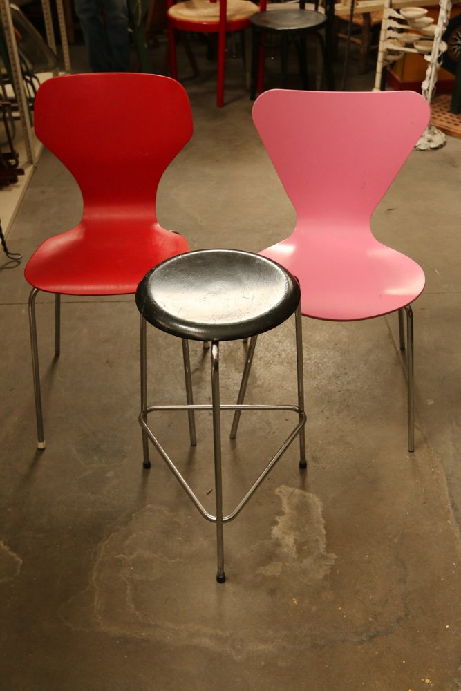 (3) fritz hansen seating incl black: stool, pink chair, red seat. Pink Dimensions: H 33" x W 18" x D 18"