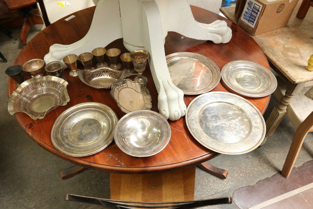 Sterling silver items incl trays, cups, raised (1 of 9)