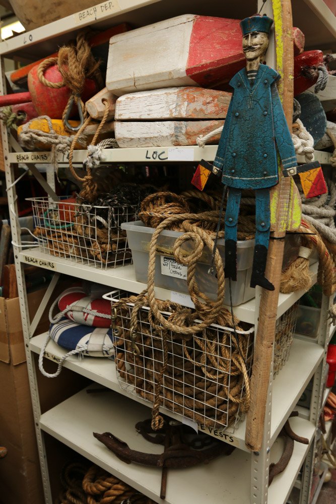 Large fishing lot consisting of vintage and (1 of 9)