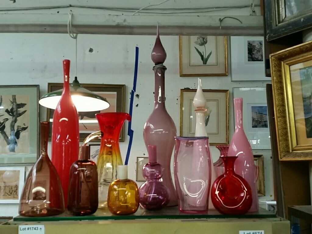 Grouping of misc Glass incl Swedish Italian etc (1 of 4)