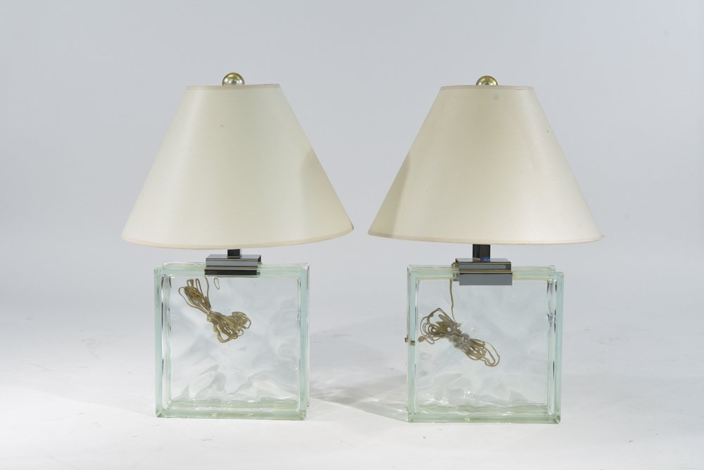 (2) RAYMOR GLASS BLOCK TABLE LAMPS (1 of 6)