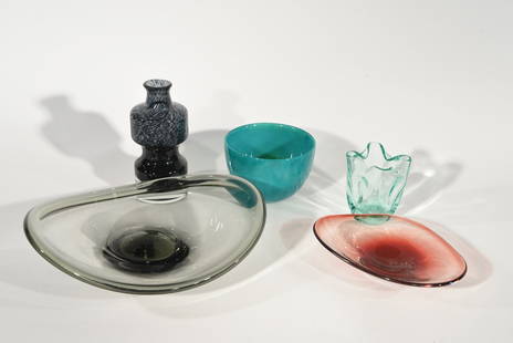 MID-CENTURY GLASS GROUPING: Holegaard Per Lutken 1962, Sven Palmqvist, Bo Borgstrom Bottle, Eva Englund Pukeberg Bowl Dimensions large platter: 13" x 11.5", 5 pieces