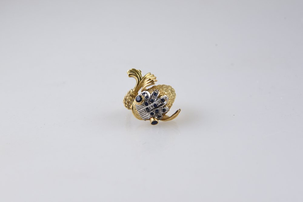 GOLD & SAPPHIRE FISH RING (1 of 4)