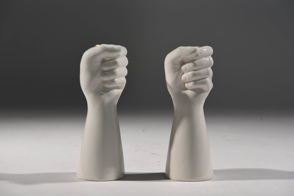 70'S "HANDS" CANDLESTICK HOLDERS PORCELAIN (1 of 7)