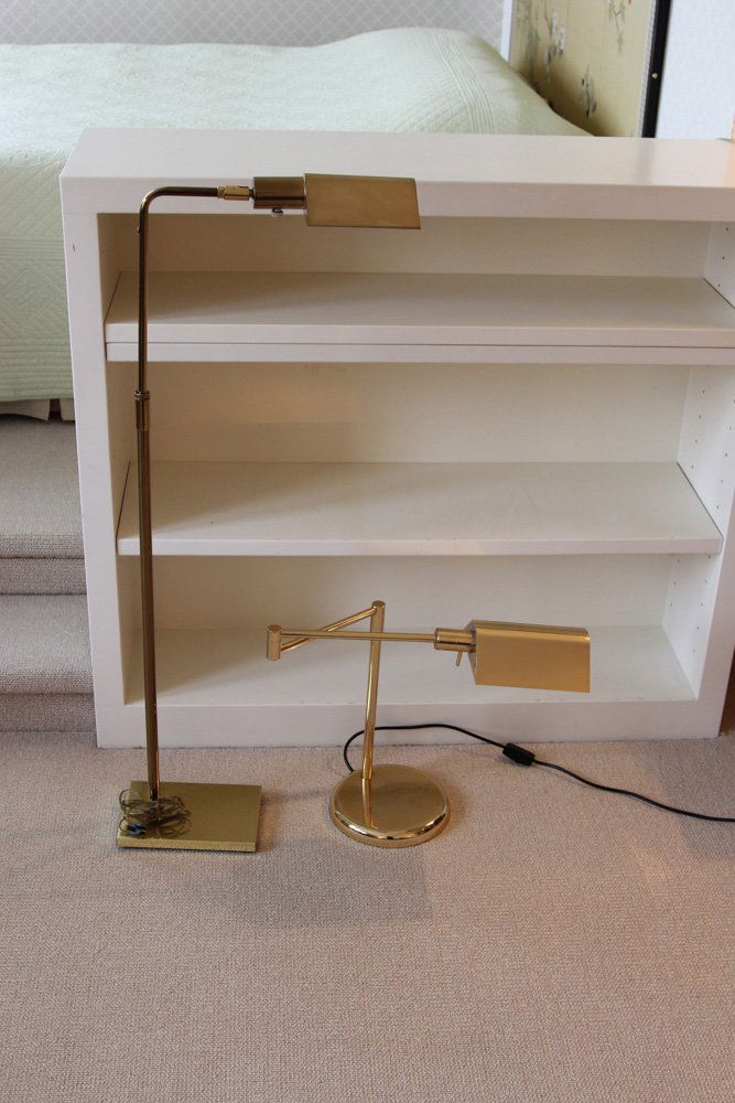 BRASS FLOOR LAMP AND TABLE LAMP (1 of 5)