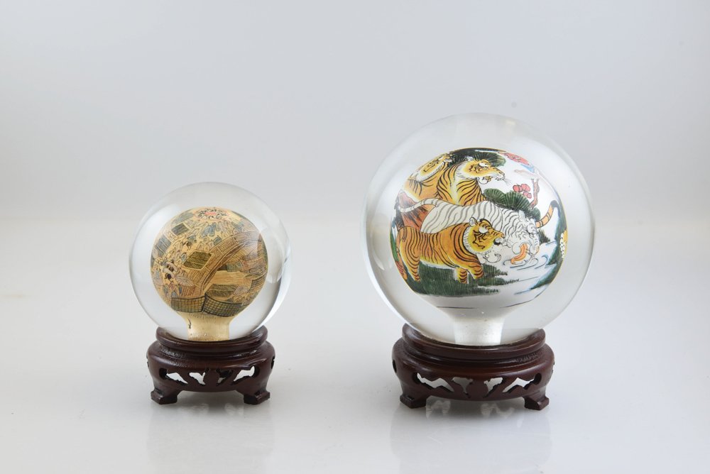 CHINESE REVERSE-PAINTED GLASS GLOBES (1 of 7)