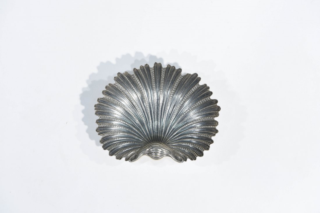 BUCCELLATI STERLING SILVER SHELL DISH (1 of 3)