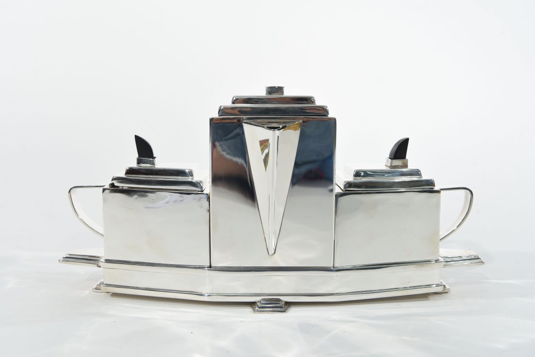 SILVERPLATE 3 PIECE TEA SET ON TRAY (1 of 6)