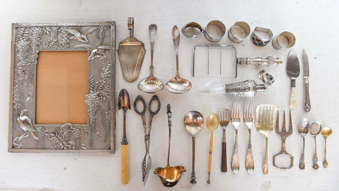 GROUPING OF SILVER PLATE (1 of 10)