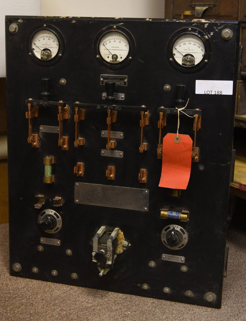 SLATE PANEL KNIFE SWITCH FOR SPERRY GYROSCOPE (1 of 7)